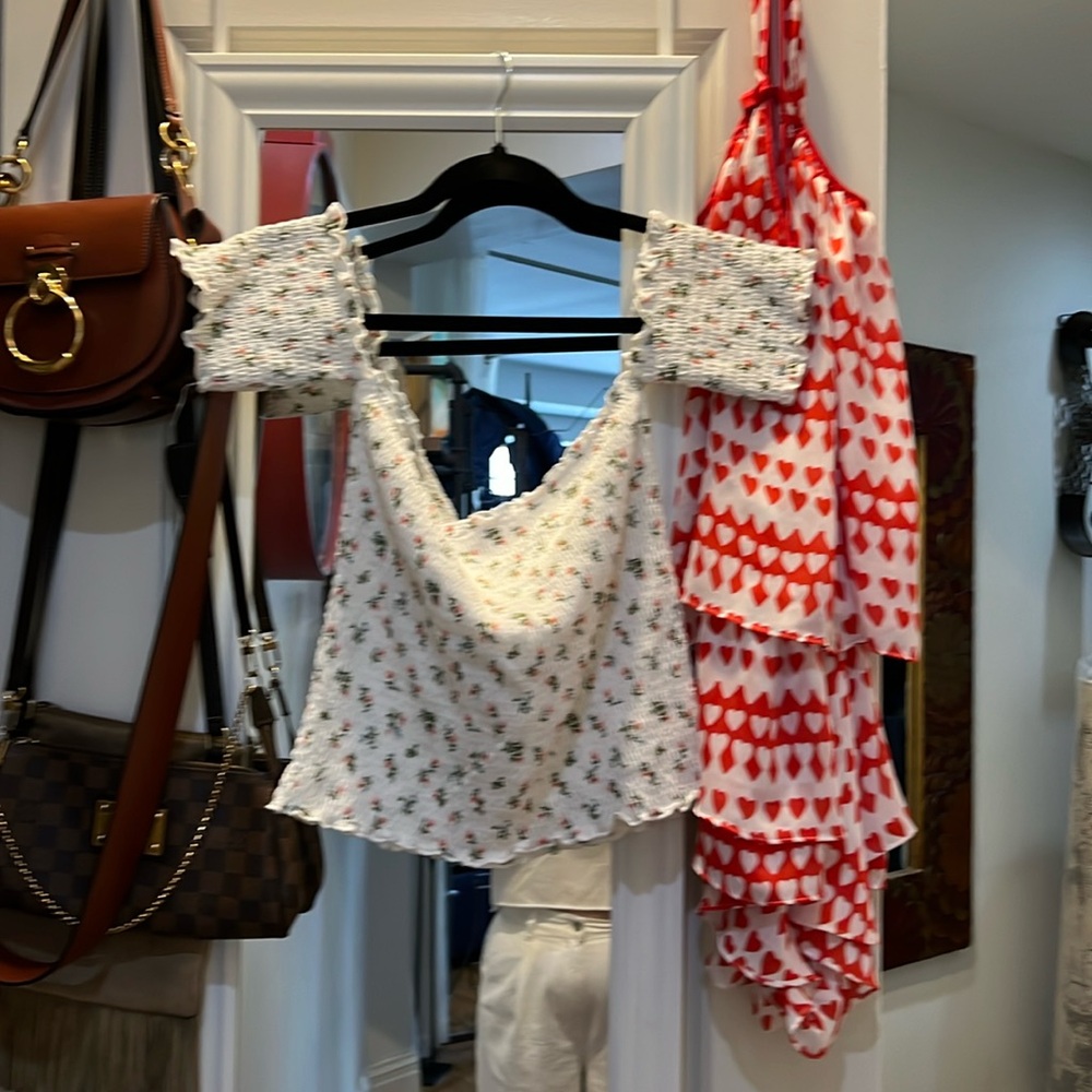 Scrunch off shoulder top